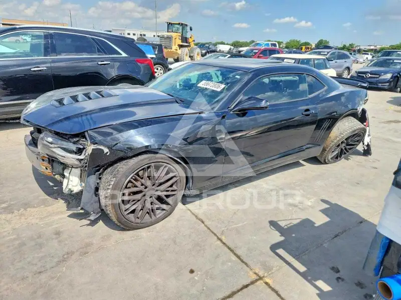 2015 Chevrolet Camaro фото