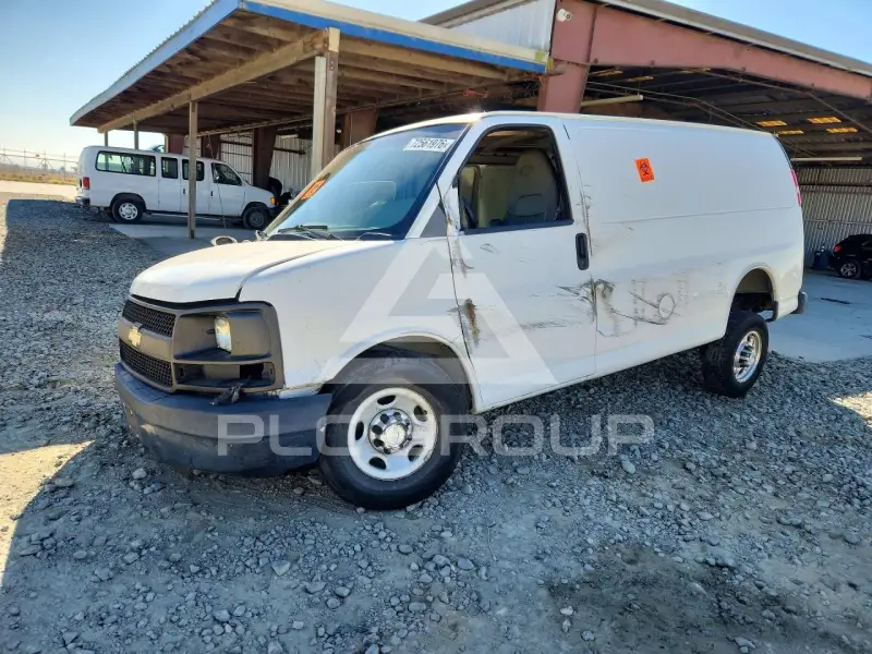 2015 Chevrolet Express фото