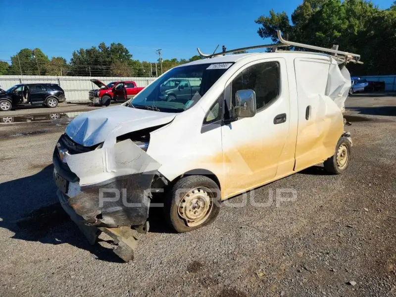 2015 Chevrolet Express photo