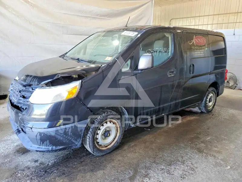 2015 Chevrolet Express photo
