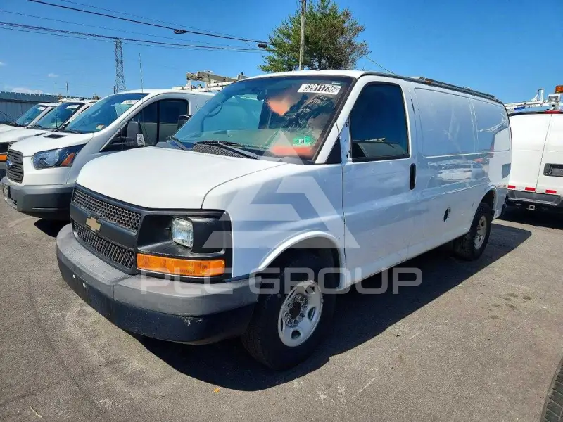 2015 Chevrolet Express фото