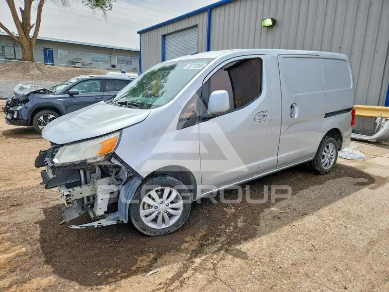 2015 Chevrolet Express photo