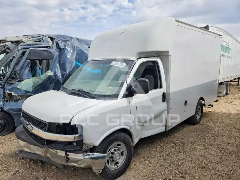 2015 Chevrolet Express фото