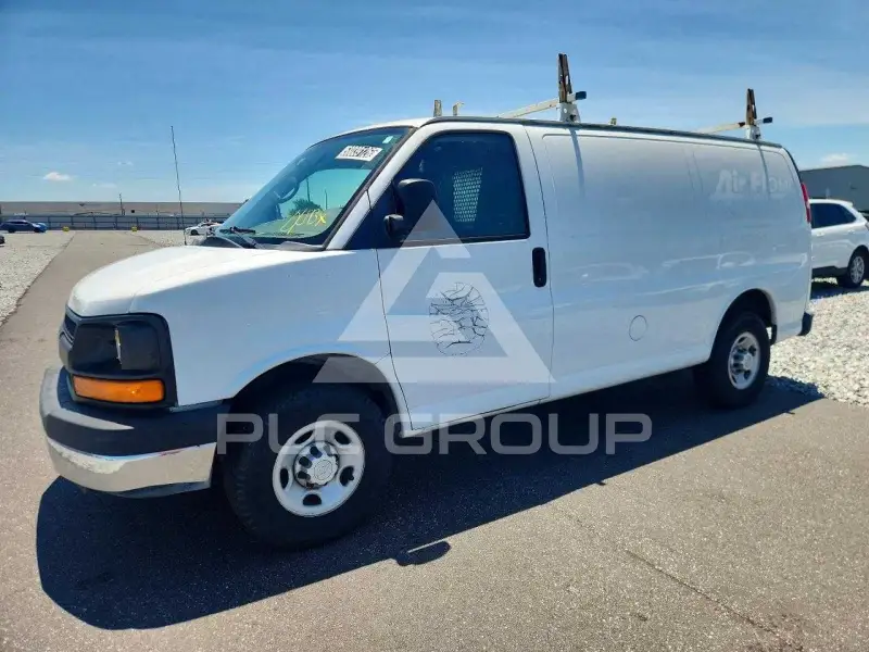 2015 Chevrolet Express фото