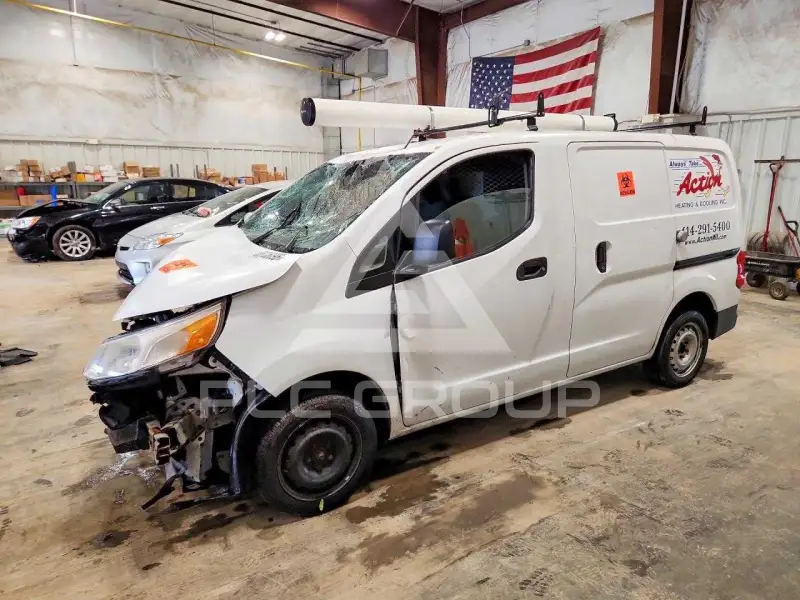 2015 Chevrolet Express photo