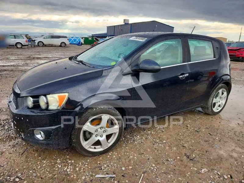 2015 Chevrolet Sonic фото