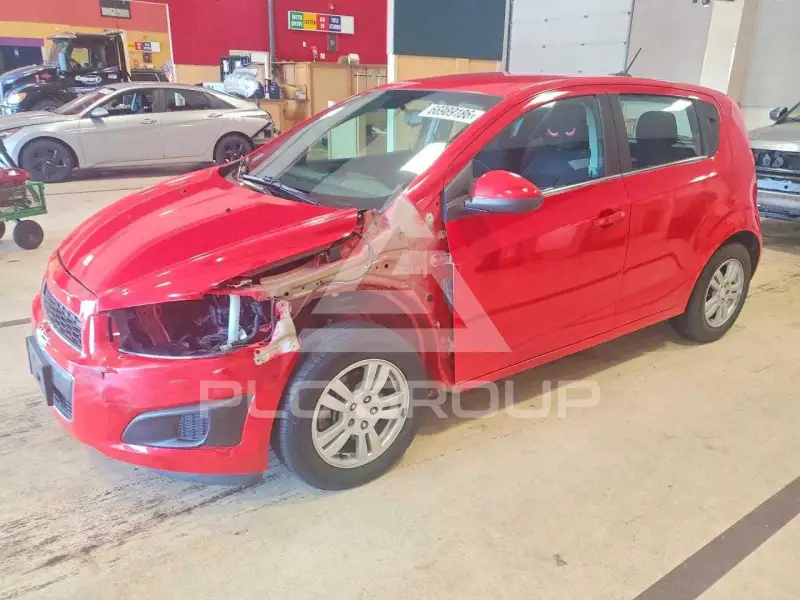 2015 Chevrolet Sonic фото