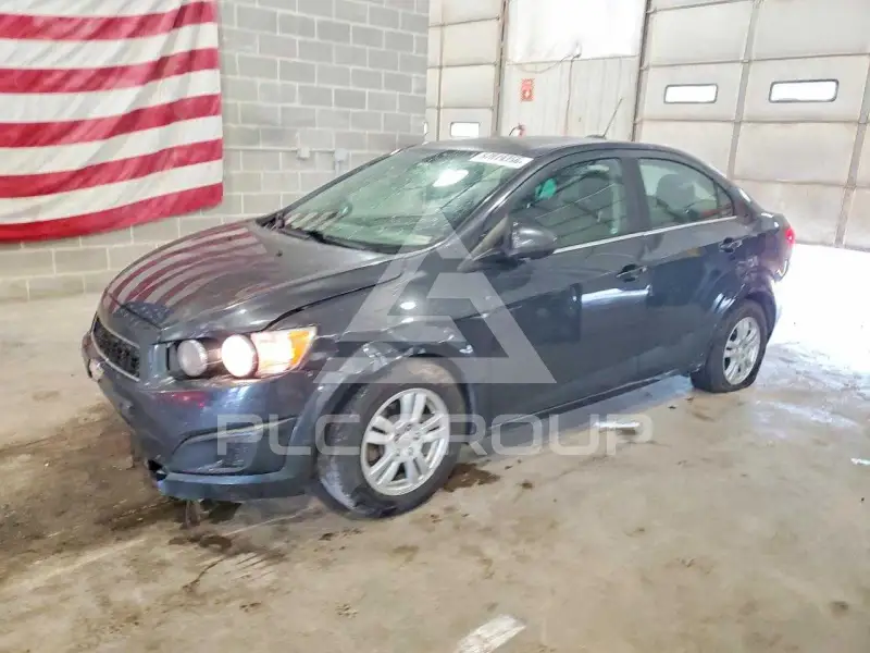 2015 Chevrolet Sonic фото