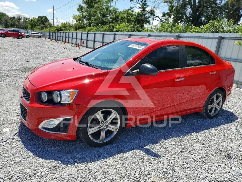 2015 Chevrolet Sonic photo