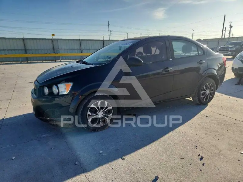 2015 Chevrolet Sonic фото