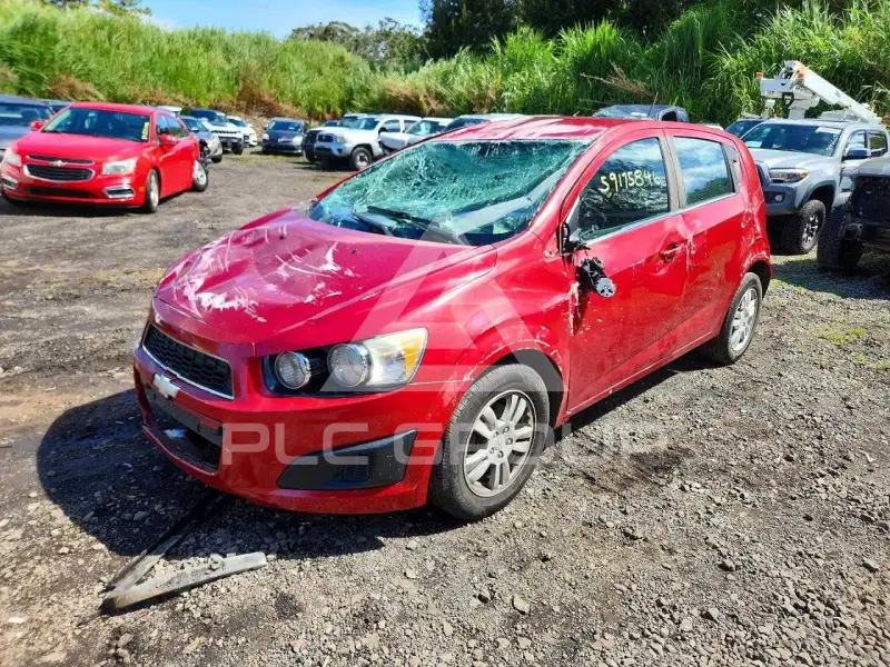2015 Chevrolet Sonic фото