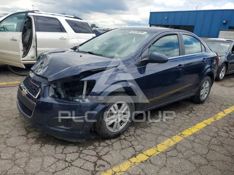 2015 Chevrolet Sonic photo