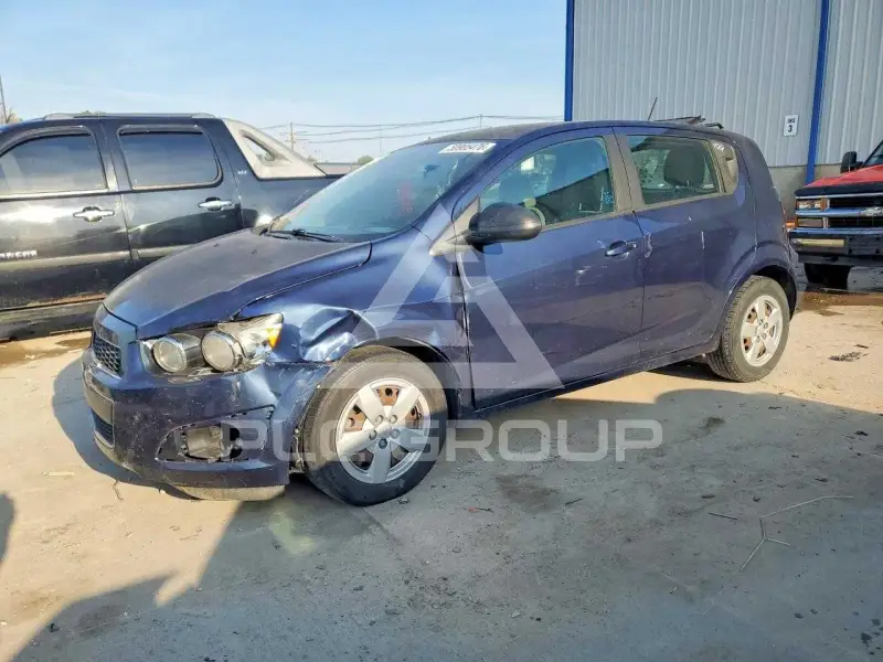 2015 Chevrolet Sonic photo