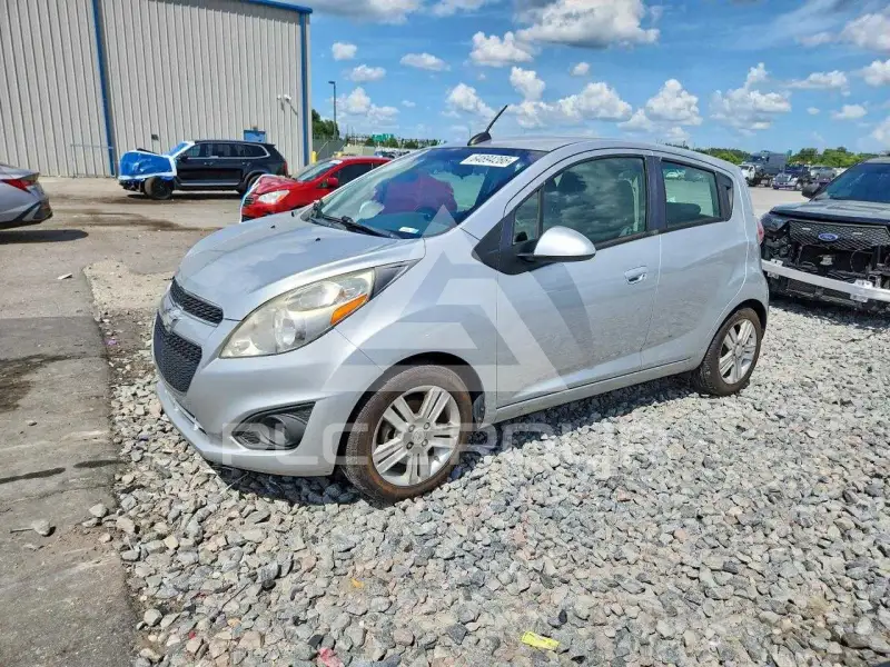 2015 Chevrolet Spark фото