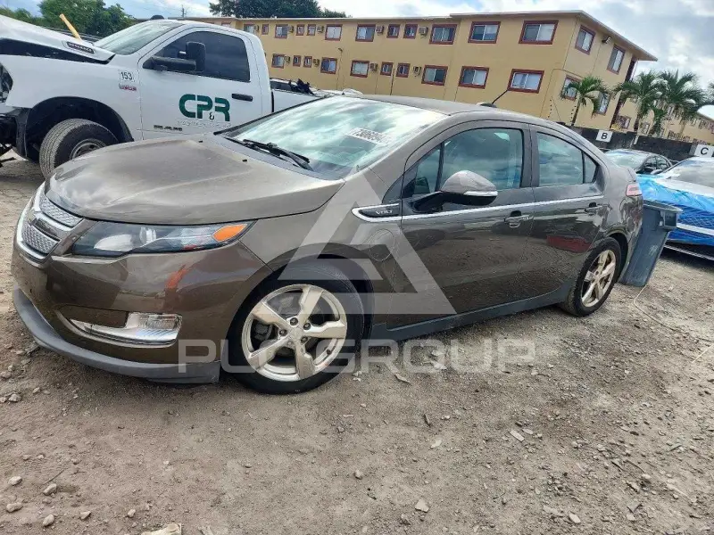 2015 Chevrolet Volt фото