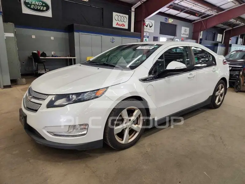 2015 Chevrolet Volt фото