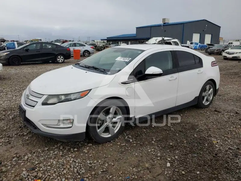 2015 Chevrolet Volt фото