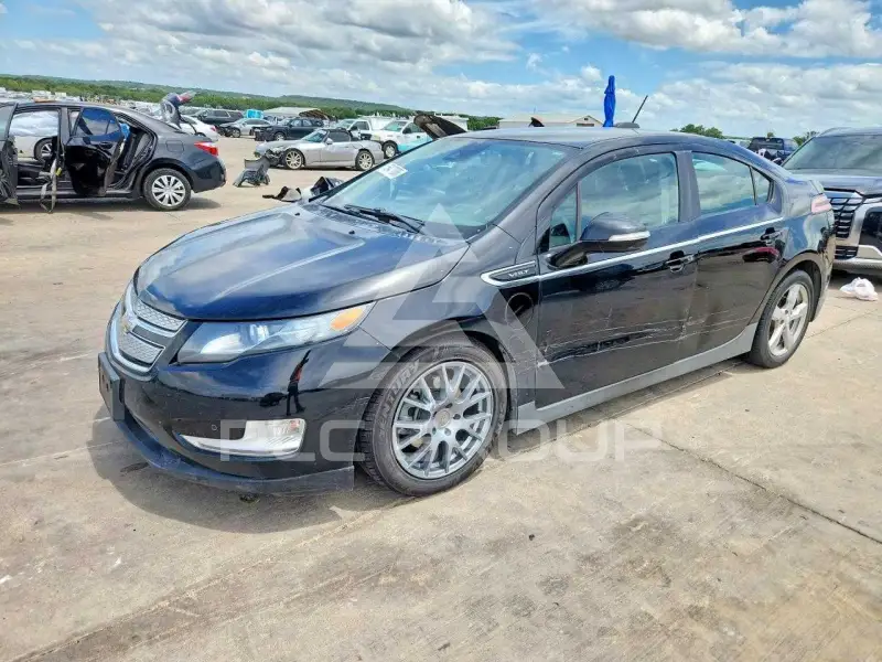 2015 Chevrolet Volt фото
