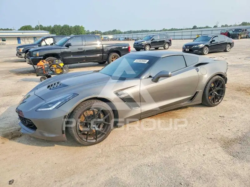 2015 Chevrolet Corvette photo