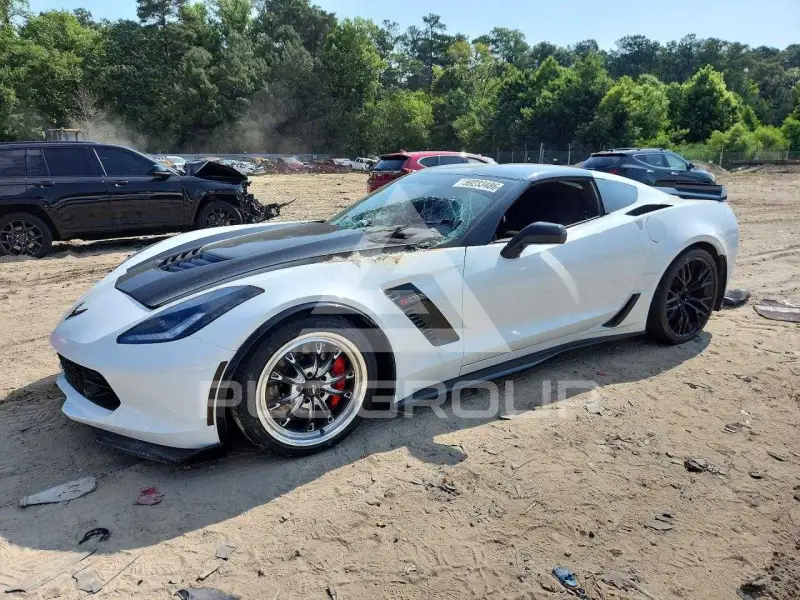 2015 Chevrolet Corvette photo