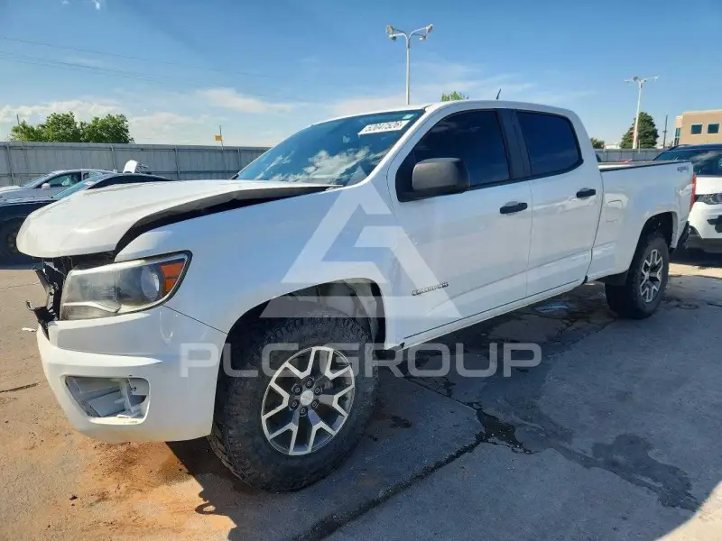 2015 Chevrolet Colorado photo