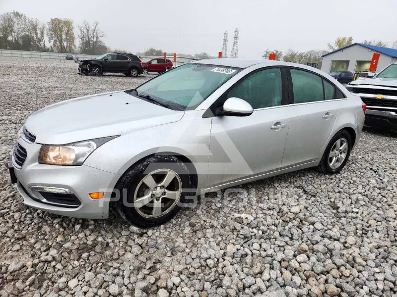 2015 Chevrolet Cruze photo