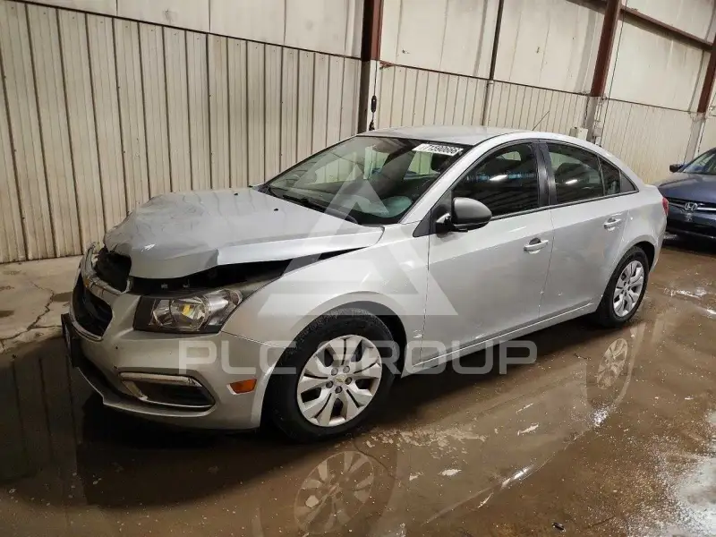 2015 Chevrolet Cruze photo