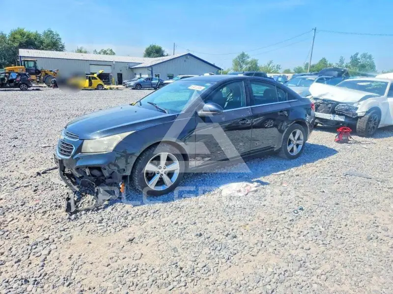 2015 Chevrolet Cruze photo