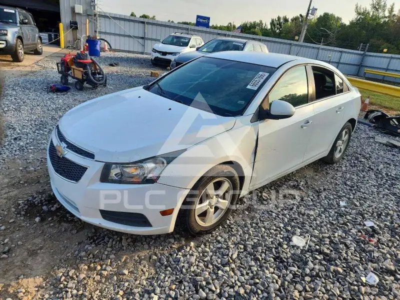 2015 Chevrolet Cruze photo