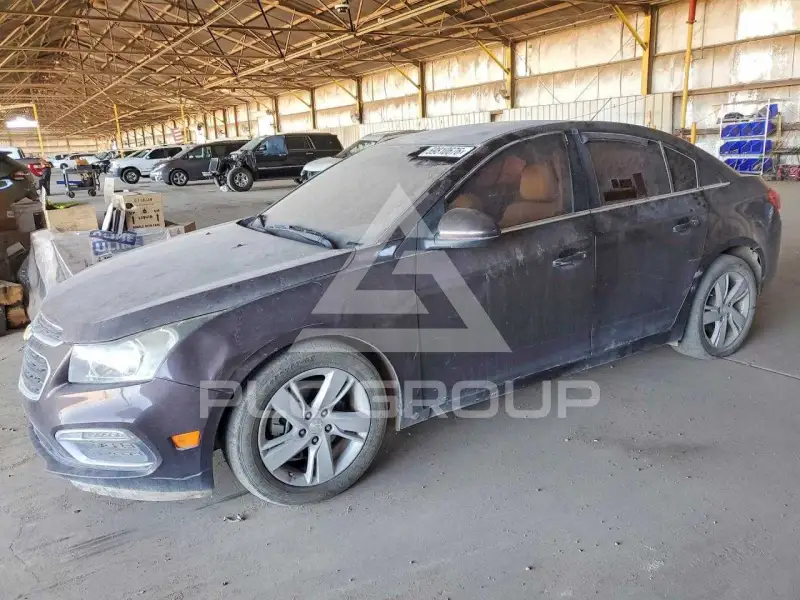 2015 Chevrolet Cruze photo