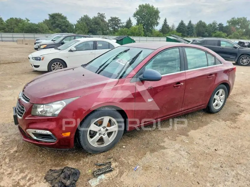 2015 Chevrolet Cruze photo