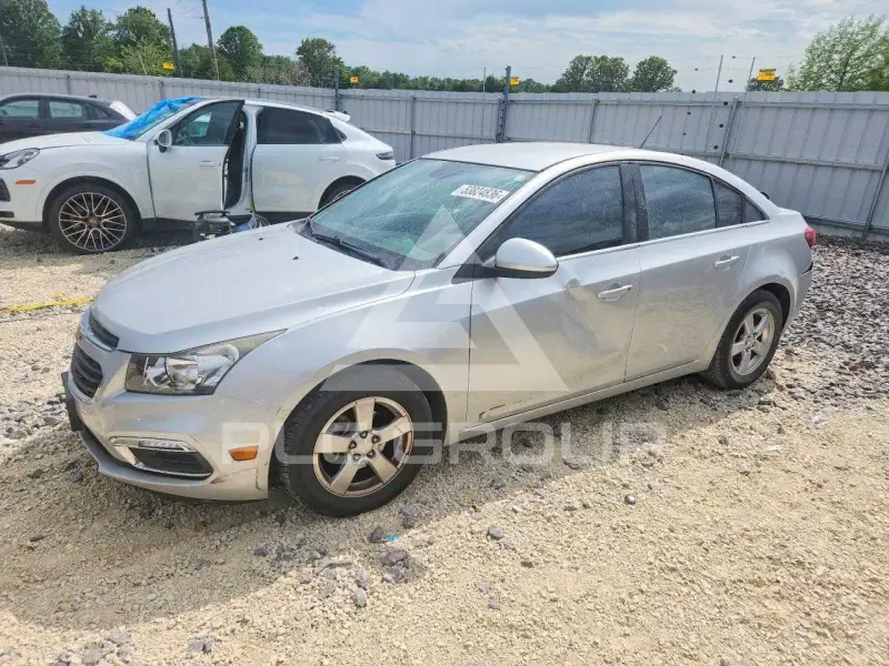 2015 Chevrolet Cruze фото