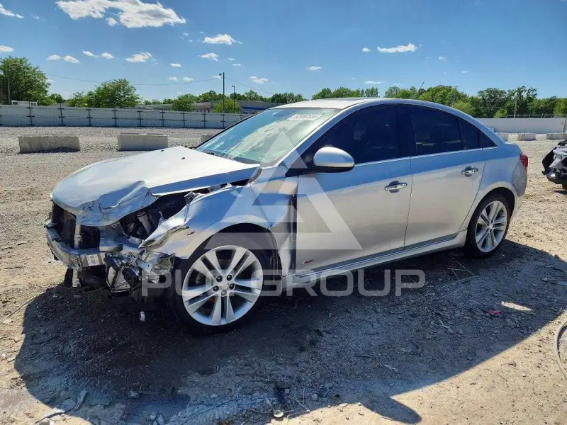 2015 Chevrolet Cruze photo