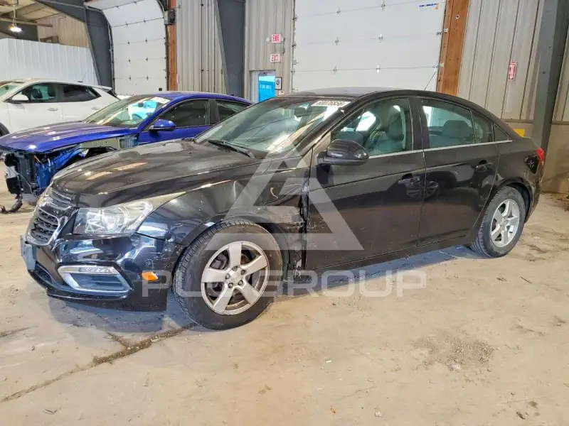 2015 Chevrolet Cruze photo