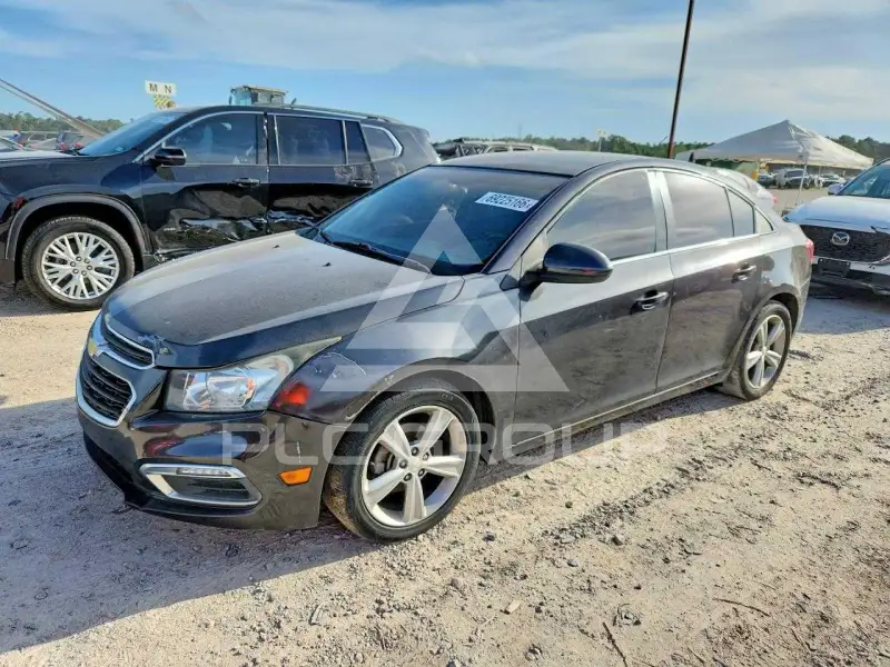 2015 Chevrolet Cruze photo