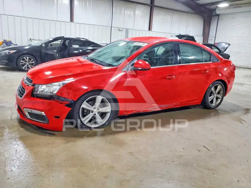 2015 Chevrolet Cruze photo