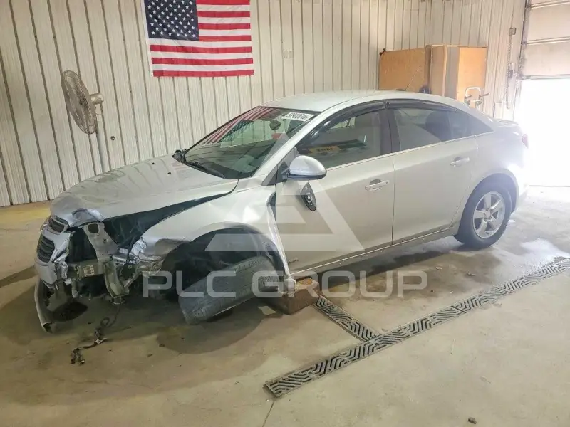 2015 Chevrolet Cruze photo