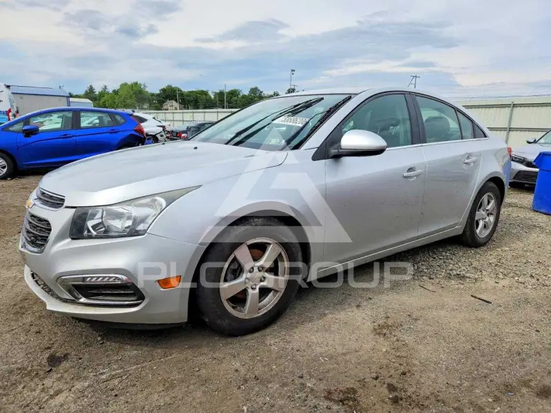 2015 Chevrolet Cruze фото