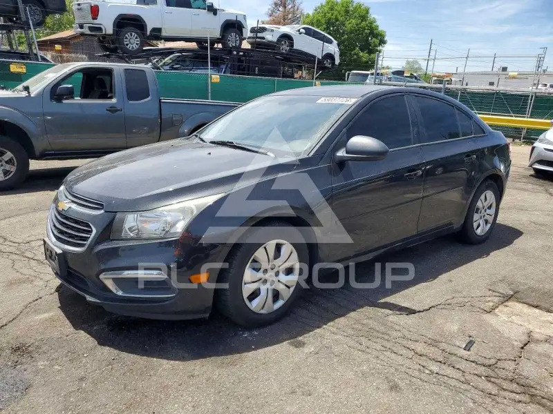 2015 Chevrolet Cruze photo