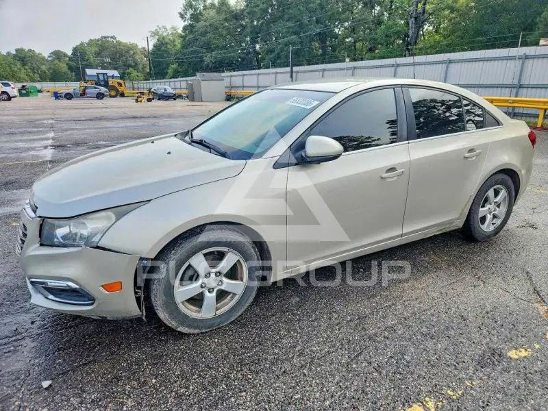 2015 Chevrolet Cruze photo