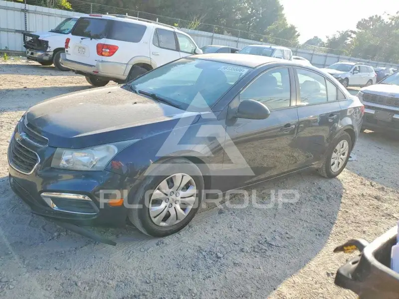 2015 Chevrolet Cruze photo