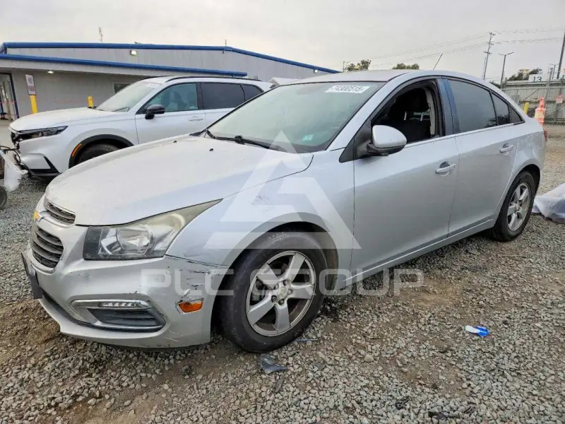 2015 Chevrolet Cruze фото
