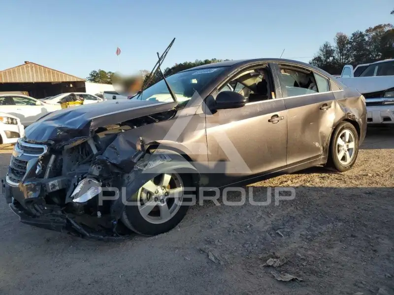 2015 Chevrolet Cruze photo
