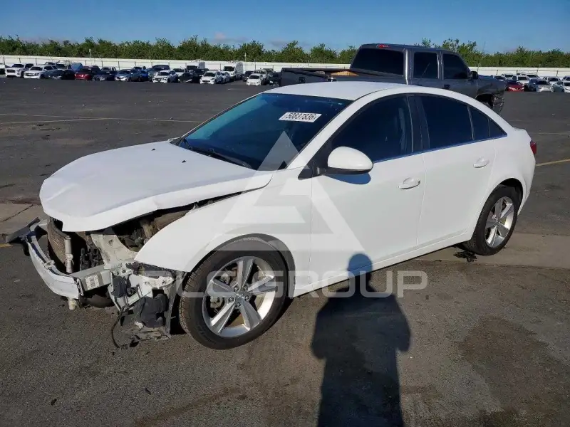 2015 Chevrolet Cruze фото