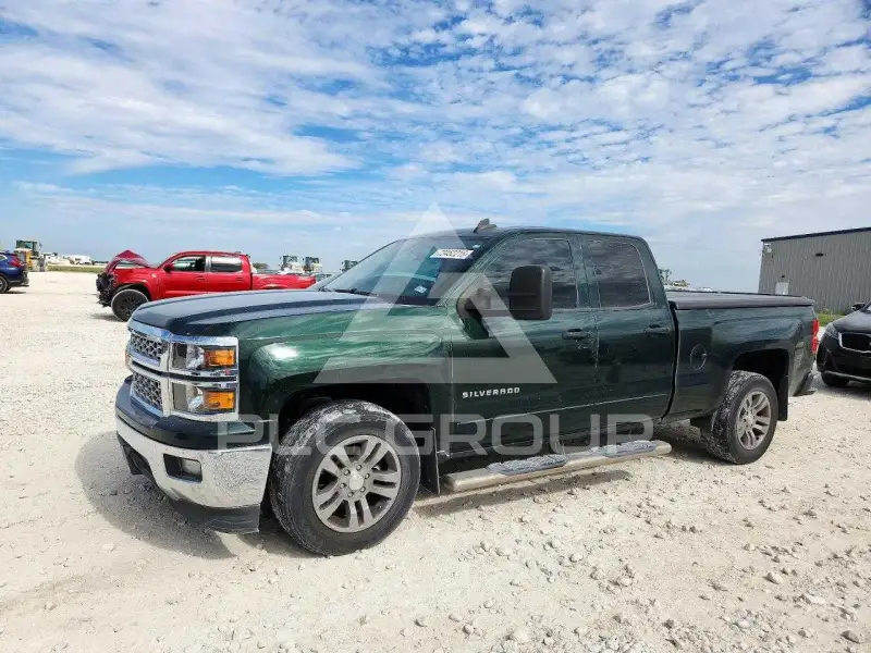 2015 Chevrolet Silverado photo
