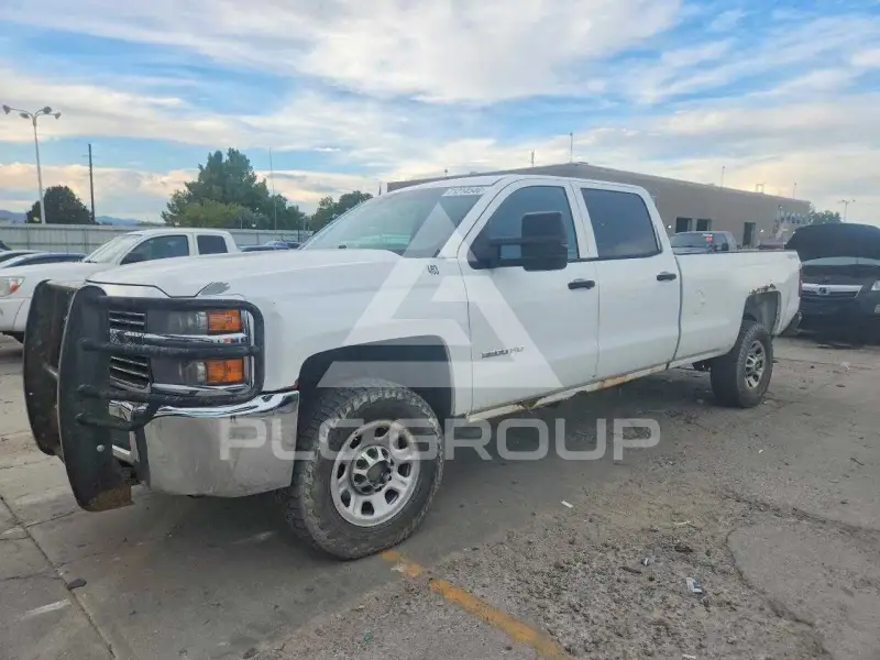 2015 Chevrolet Silverado photo