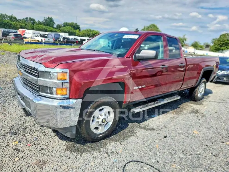 2015 Chevrolet Silverado photo