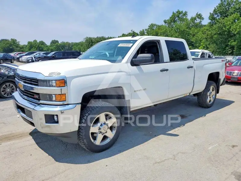 2015 Chevrolet Silverado photo