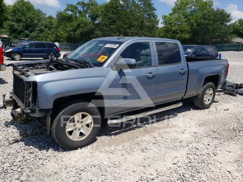 2015 Chevrolet Silverado photo