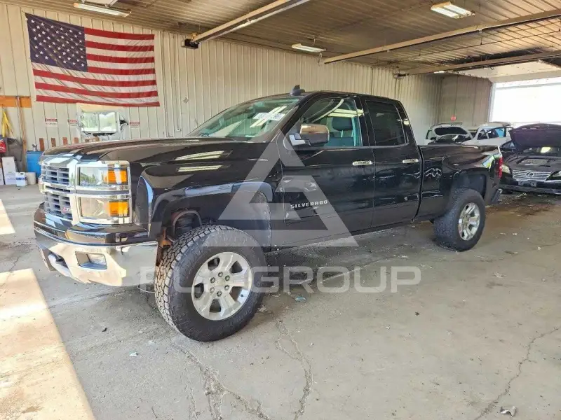 2015 Chevrolet Silverado photo